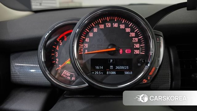Mini Cooper D id 4924042 из Кореи 29