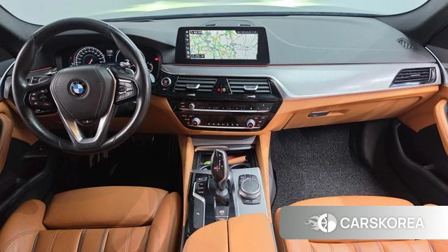 BMW 5 Series (G30) id 4937796 из Кореи 36