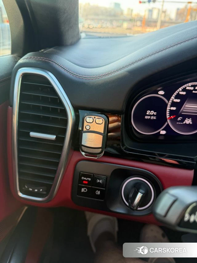 Porsche Cayenne (PO536) id 5031473 из Кореи 17