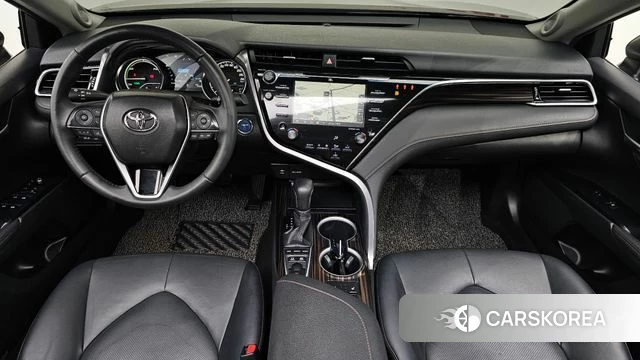 Toyota Camry (XV70) id 4918922 из Кореи 32