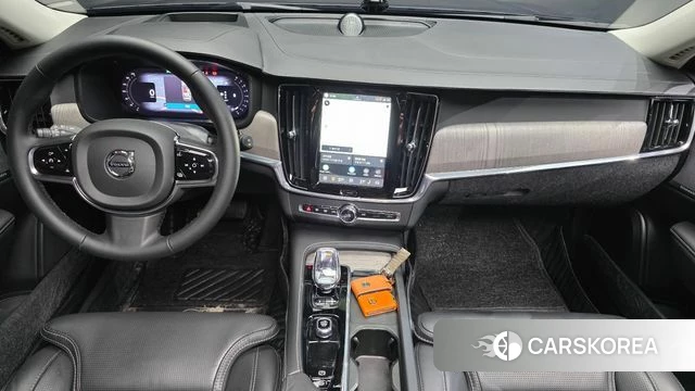 Volvo V90 Cross-Country id 4990903 из Кореи 34