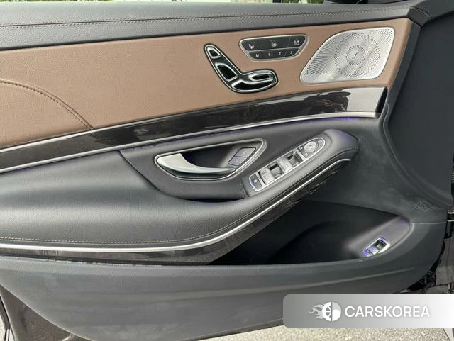 Mercedes-Benz S-Class id 4240559 из Китая 21