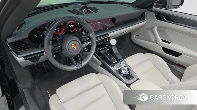 Porsche 911(992) id 5034364 из Кореи 32