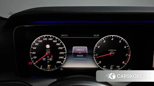 Mercedes-Benz E-Class W213 id 4998098 из Кореи 34
