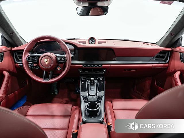 Porsche 911(992) id 5001611 из Кореи 17