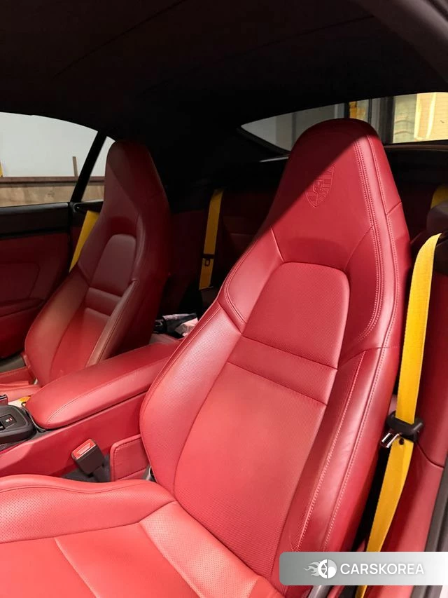 Porsche 911(992) id 4922016 из Кореи 7