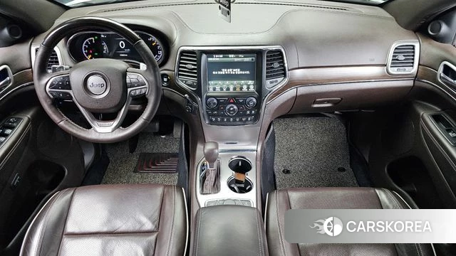 Jeep Grand Cherokee id 5019022 из Кореи 17