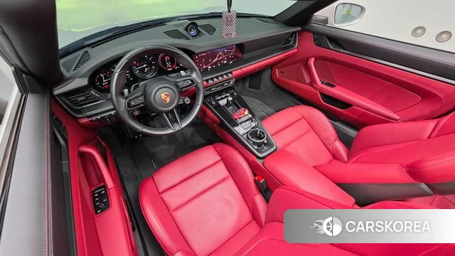 Porsche 911(992) id 5016628 из Кореи 28