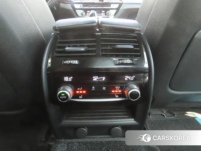 BMW 5 Series (G30) id 4930760 из Кореи 17