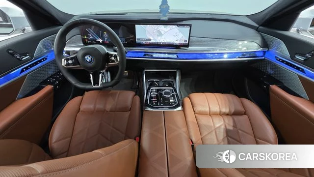 BMW 7 Series (G70) id 4985937 из Кореи 17