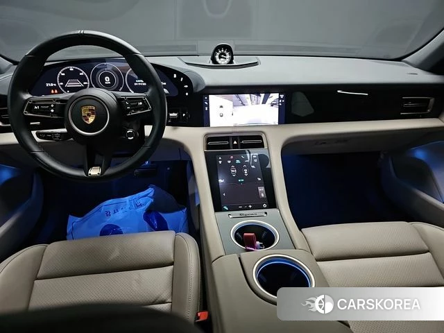 Porsche Taycan id 4917136 из Кореи 17