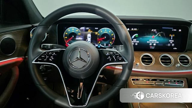 Mercedes-Benz E-Class W213 id 4549291 из Кореи 17