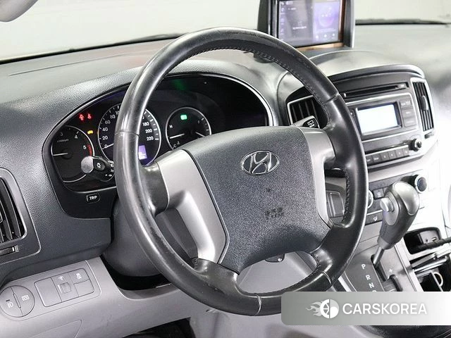 Hyundai The New Grand Starex id 4671924 из Кореи 17