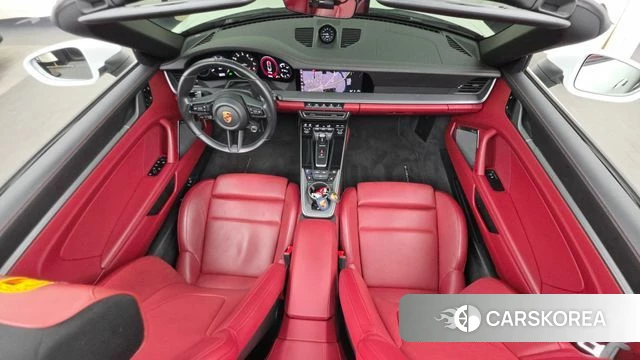 Porsche 911(992) id 4764449 из Кореи 27