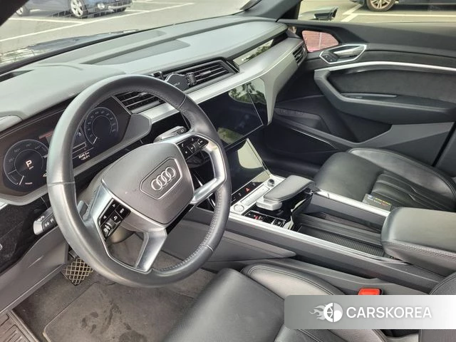 Audi e-Tron id 4974396 из Кореи 8