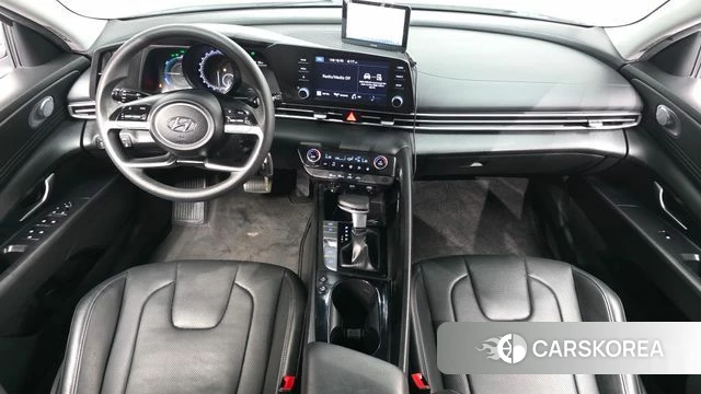 Hyundai Avante Hybrid (CN7) id 4936384 из Кореи 17