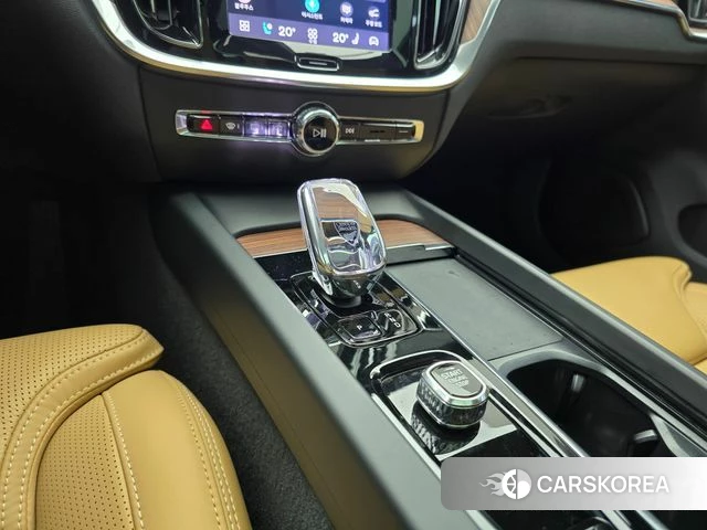 Volvo V60 Cross-Country 2nd Generation id 4897657 из Кореи 14