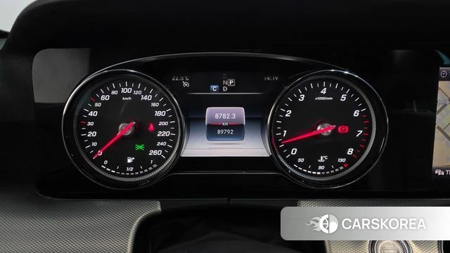 Mercedes-Benz E-Class W213 id 4967643 из Кореи 28