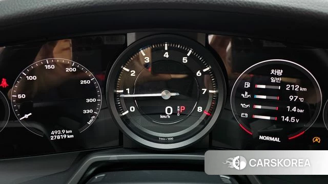 Porsche 911(992) id 4982467 из Кореи 28