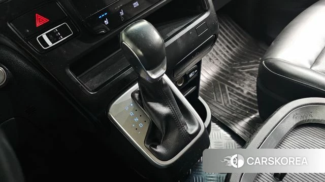 Hyundai Staria id 5047012 из Кореи 28