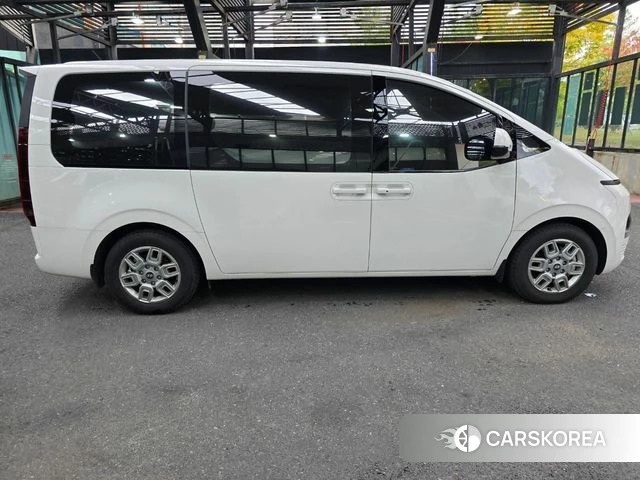 Hyundai Staria id 5026150 из Кореи 18