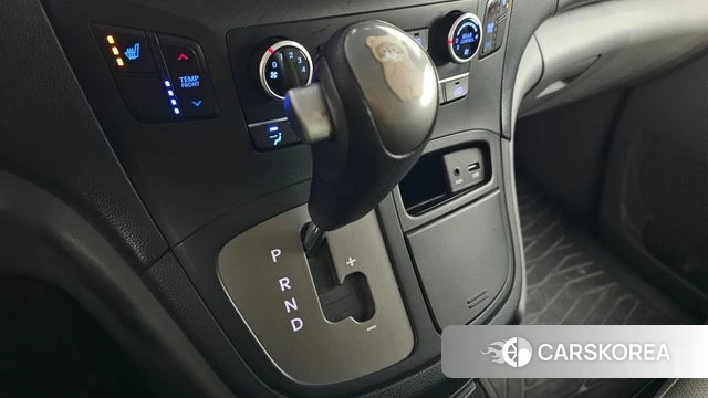 Hyundai The New Grand Starex id 5041746 из Кореи 29