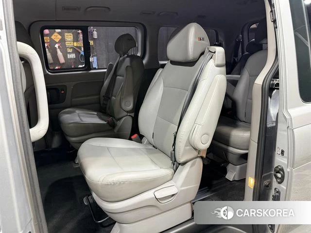 Hyundai The New Grand Starex id 5042251 из Кореи 18