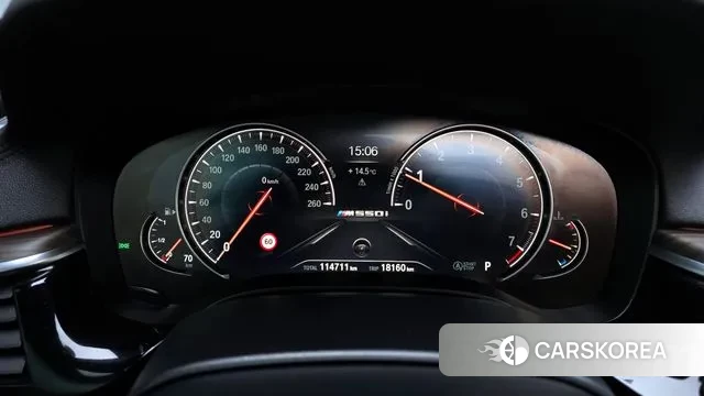 BMW 5 Series (G30) id 3728839 из Кореи 18