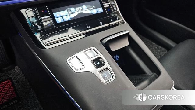 Hyundai The New Grandeur IG Hybrid id 4959133 из Кореи 32
