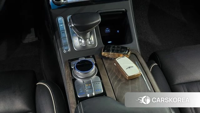 Genesis G90 id 5035689 из Кореи 30