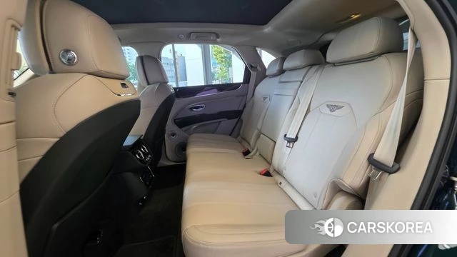 Bentley Bentayga id 4921347 из Кореи 16