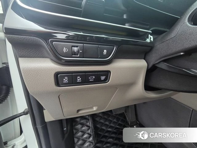 Kia The New Carnival 4th Generation id 5011616 из Кореи 16