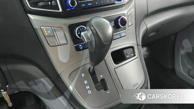 Hyundai The New Grand Starex id 4784888 из Кореи 30