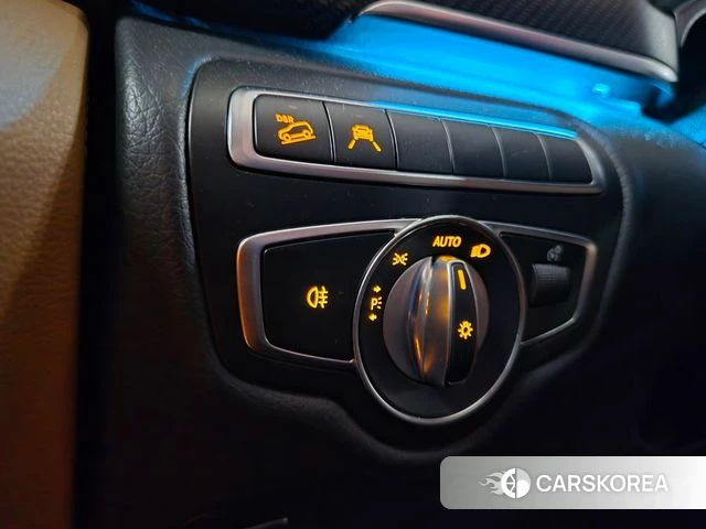 Mercedes-Benz V-Class id 4928905 из Кореи 18