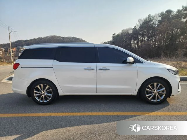 Kia The New Carnival id 3893829 из Кореи 18