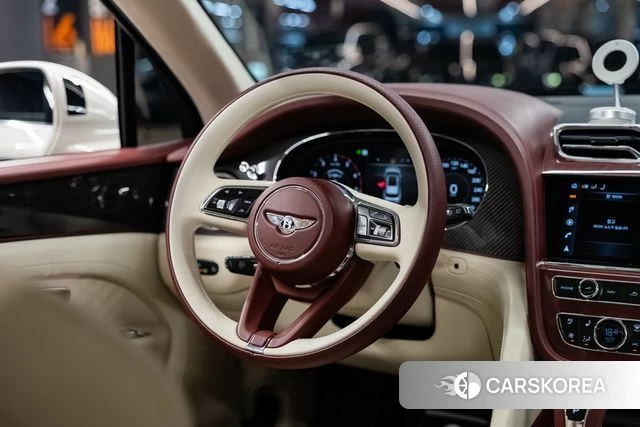 Bentley Bentayga id 4622919 из Кореи 8