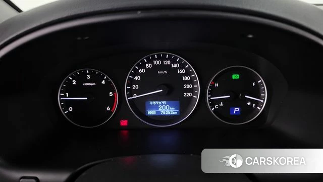Hyundai The New Grand Starex id 4998646 из Кореи 29