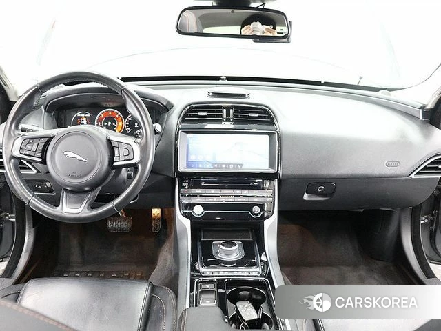 Jaguar XE id 4717823 из Кореи 17