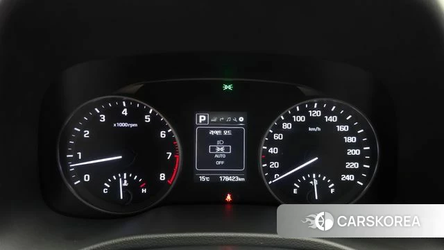 Hyundai Avante AD id 5019037 из Кореи 18