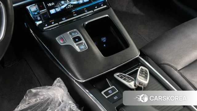 Hyundai The New Grandeur IG id 4702910 из Кореи 29