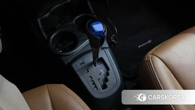 Toyota Prius C id 4952866 из Кореи 35