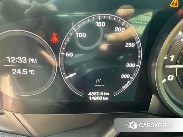 Porsche 911(992) id 4922808 из Кореи 18