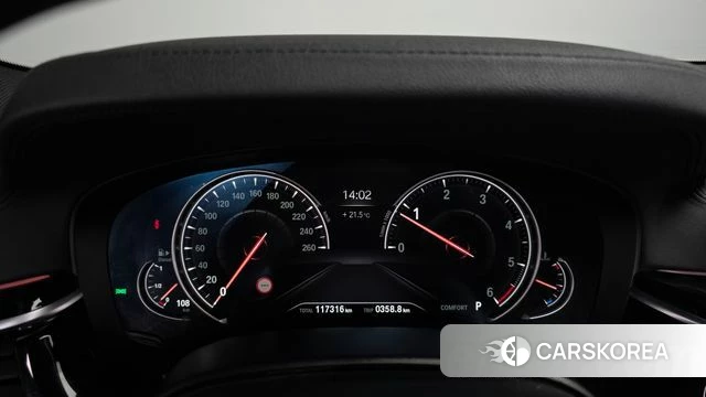 BMW 5 Series (G30) id 4944303 из Кореи 18