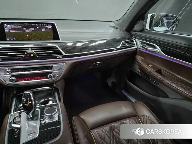 BMW 7 Series (G11) id 5017587 из Кореи 18