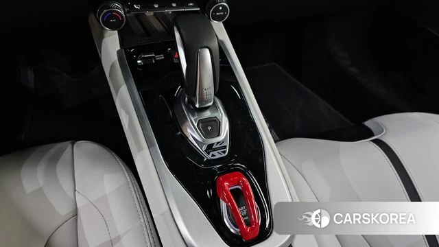 Lotus Emira id 4897671 из Кореи 29