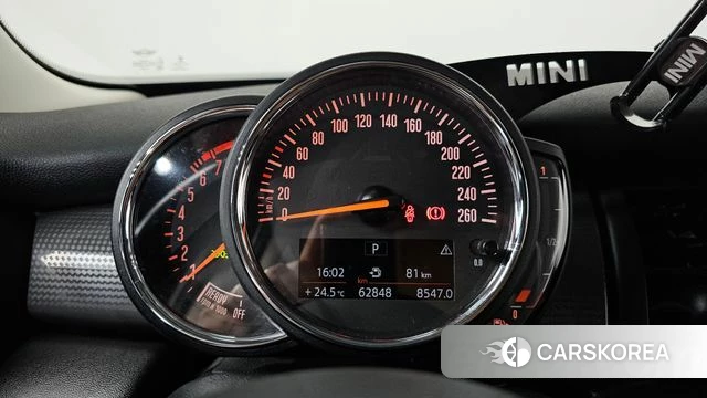 Mini Cooper id 4998110 из Кореи 28