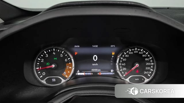 Jeep Renegade id 4922730 из Кореи 29