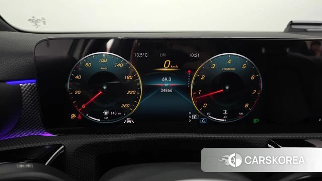 Mercedes-Benz A-Class W177 id 5022379 из Кореи 28