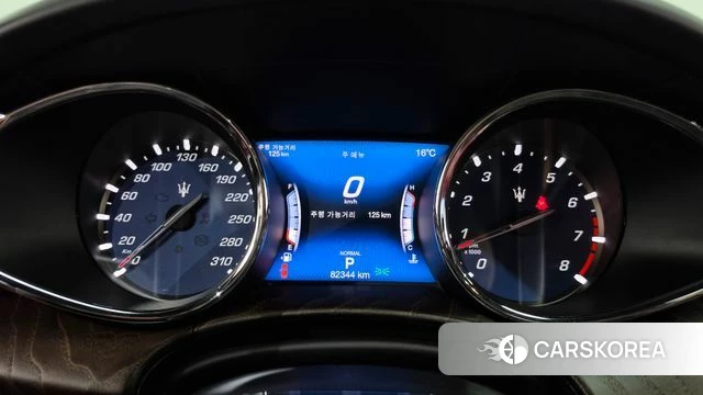 Maserati Quattroporte id 4987402 из Кореи 31