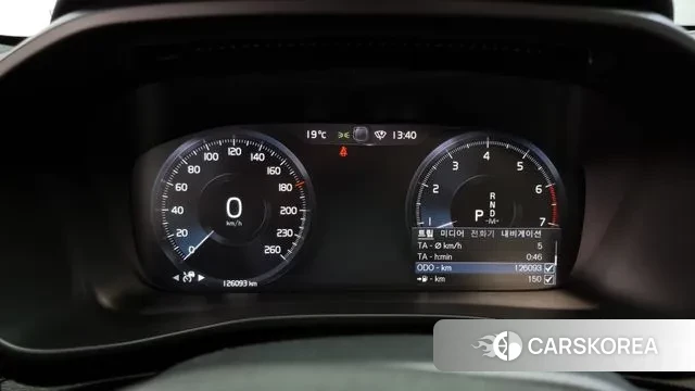 Volvo XC40 id 3282731 из Кореи 18